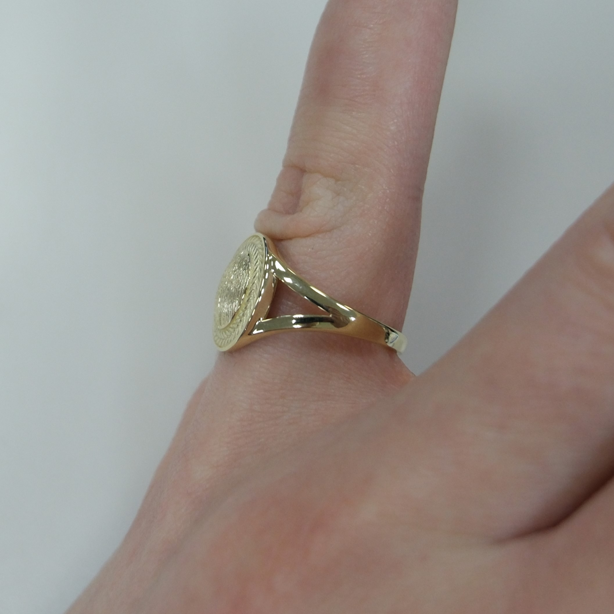 10319-000590 Кольцо (Au 585)